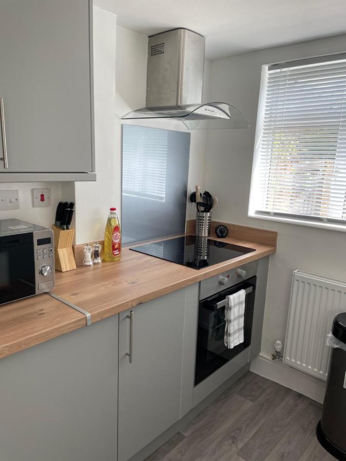 Comfy Home For Contractors And Families With Free Parking - Sage View Aldershot Exterior foto